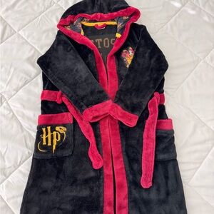 Kids Black and Red Harry Potter Pajama Robe Size 7